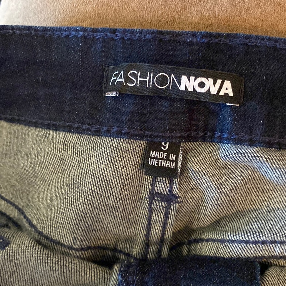 Fashion nova size 9 jeans.